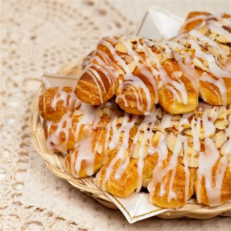 Bear claw pastry Stock Photos, Royalty Free Bear claw pastry Images | Depositphotos