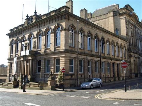 Huddersfield Town Hall Huddersfield Yorkshire This Impressive