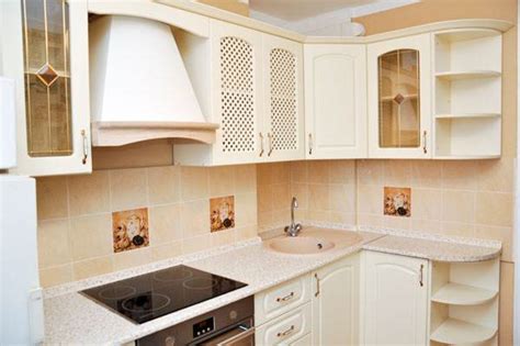 Кухонный гарнитур для маленькой кухни - реальные фото + цены