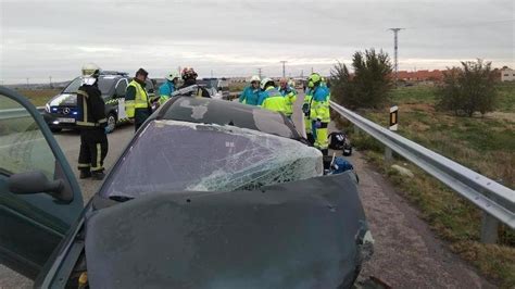 Muere Una Persona Y Dos Resultan Heridas Graves En Un Accidente En La