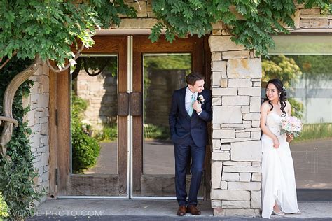 Toronto Botanical Garden Wedding Photos - Toronto Wedding Photographer ...