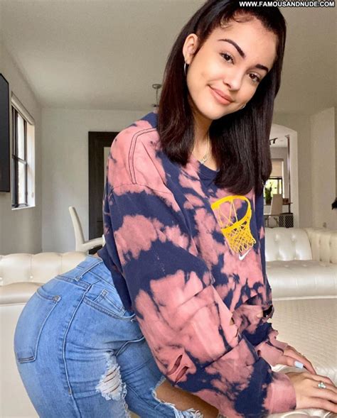 Malu Trevejo No Source Celebrity Beautiful Babe Posing Hot Sexy Red