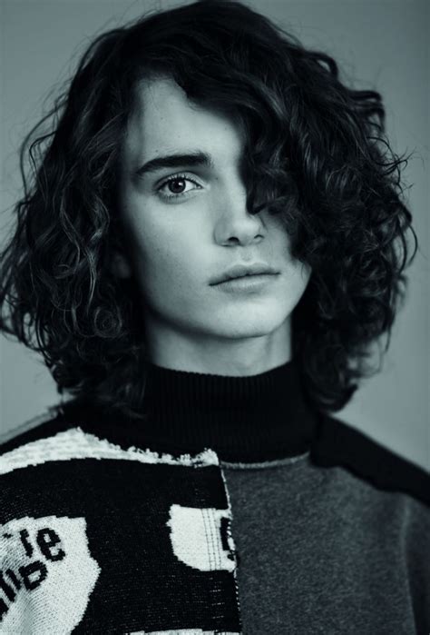 44 Androgynous Long Hair Male Models