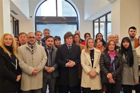 Javier Milei Visit El Museo Del Holocausto Y Rubric El Compromiso