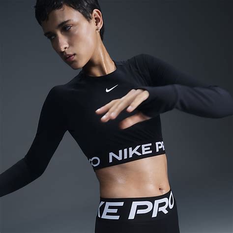 Nike Pro. Nike CH