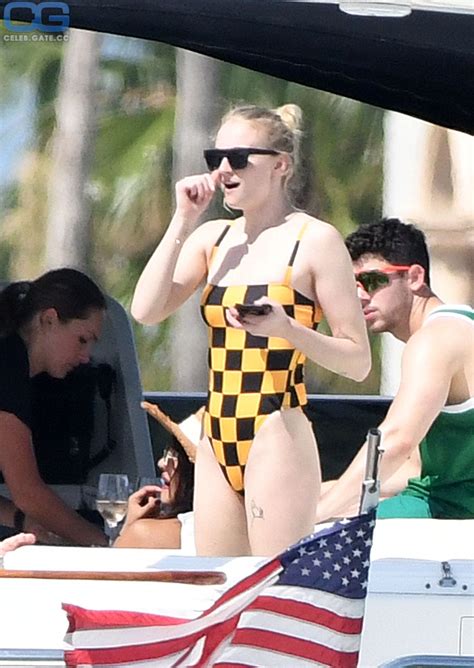 Sophie Turner Nude Pictures Onlyfans Leaks Playboy Photos Sex Scene Uncensored