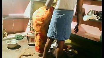 Desi Ama De Casa Tiene Relaciones Sexuales XVIDEOS