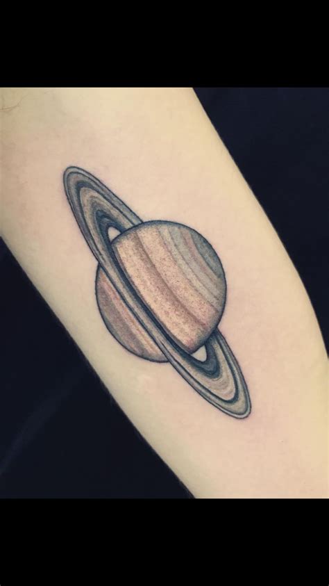 Saturno Desenho Tattoo El Sistema De Sat Lites De Saturno Ofrece Varios