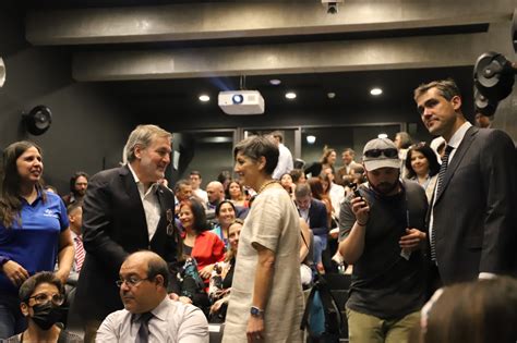 Presidente de COLMED asiste a Ceremonia de presentación de Comunas