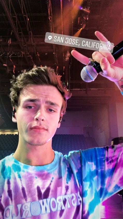 Why Don T We Jonah Marais Jonah Marais Wdw Love Life Musician Harry Potter Singer