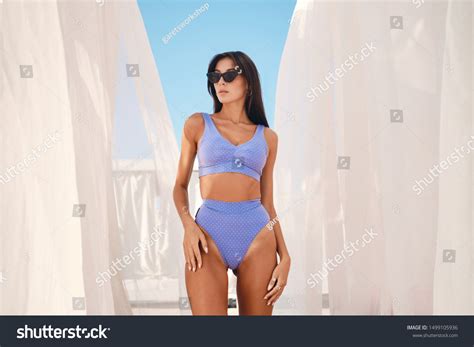 Gorgeous Brunette Girl Cute Swimsuit Sunglasses Stock Photo 1499105936 Shutterstock