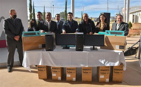 Entregan equipo de cómputo en Secundaria Bicentenario Periódico Mirador