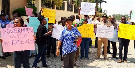 Police Service Commission Staff Storm National Assembly Protest Police