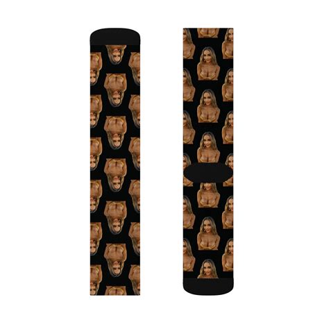GOLDEN GODDESS CREW SOCKS - BLACK – THEAVAMARIEE
