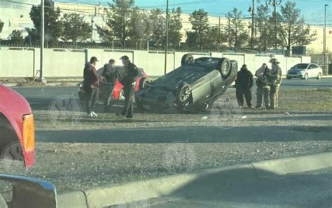 Vuelca Su Auto Al Ir A Exceso De Velocidad Y Perder El Control