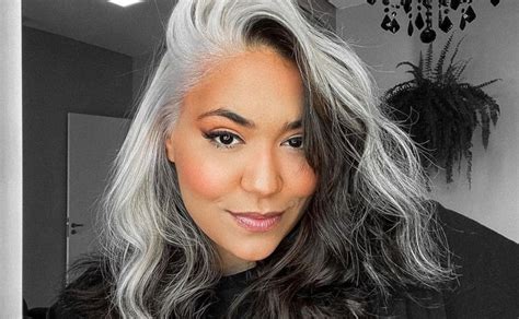 Brancas Do Cabelo Preto