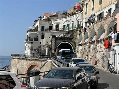 Positano Notizie Targhe Alterne In Costiera Amalfitana Primi Disagi