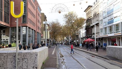 Karlsruhes Innenstadt Muss Jetzt Den Umbruch Wagen