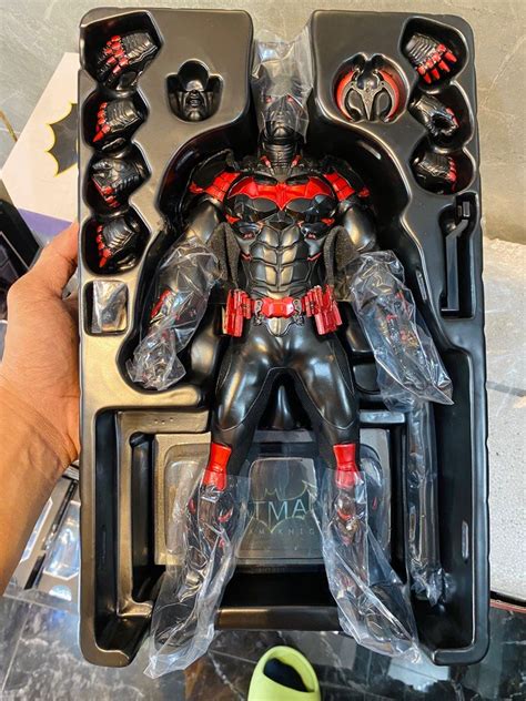 Hot Toys Batman Arkham Knight Hobbies Toys Toys Games On Carousell