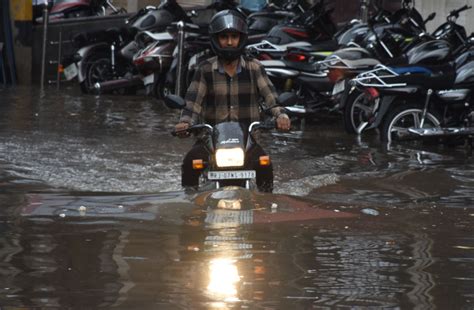 Delhi के बाद Rajasthan में भारी बारिश सात घंटे में पांच लोगों की मौत