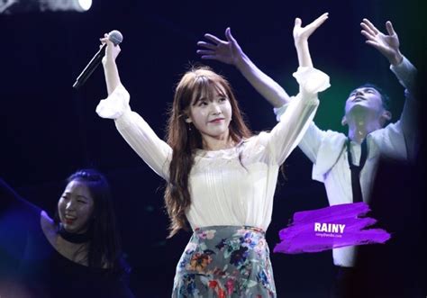 160820 iu good day in chengdu by 鬼鬼rainy iu 아이유 good day in chengdu