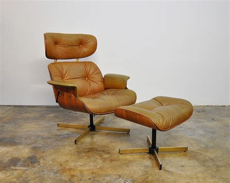 Mid Century Modern Lounge Chairs For Sale