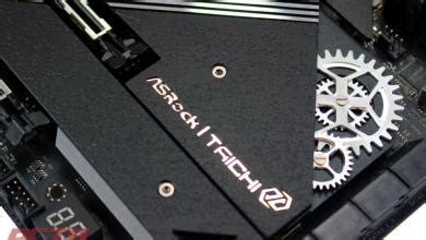 The First Thunderbolt Certified AMD Motherboard ASRock X570 Phantom