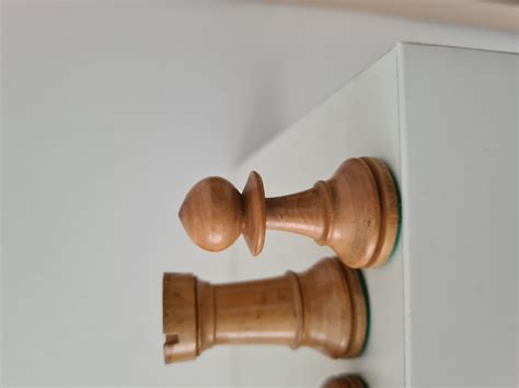 Help identifying this London set - Chess Forums - Chess.com