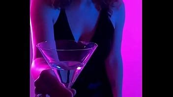 ESTOY GRABANDO UN VIDEO Y MI HERMANO ME RELLENA LA CONCHA CON SU LECHE XVIDEOS