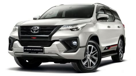 Bookings Opened For New Variants Of Toyota Innova Fortuner And