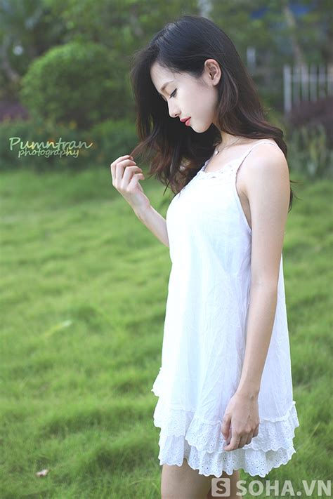Cận cảnh nhan sắc hot girl Việt đang làm mưa làm gió ở Thái Lan