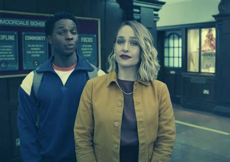 Sex Education Tv Series Wallpapers Images Wallpapercat