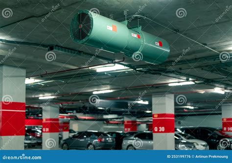 Jet Ventilator An Der Tiefgarage L Fter Auf Dem Parkplatz