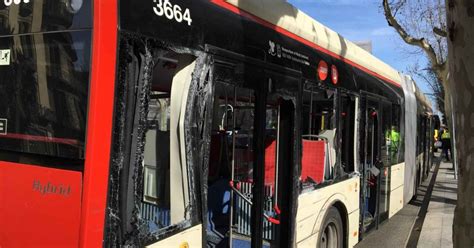 Un Choque Entre Dos Buses En La Diagonal Deja 12 Heridos