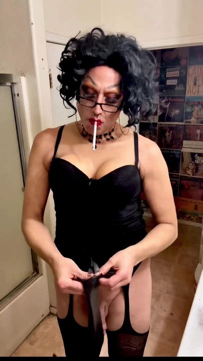 Emotional Moment From Mistress Marilyn Gloved Goddess Smoking Fetish Shemale Porn XHamster