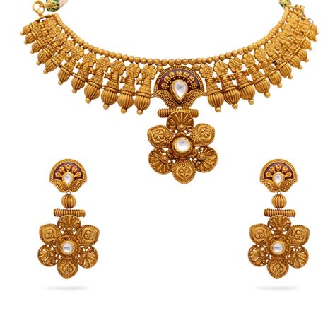 Buy Tanishq Gold Necklace Set At Best Price Tanishq Uae