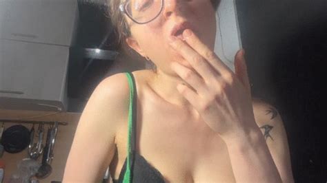 FINGER NAIL FETISH Videos And Porn Clips Clips Sale