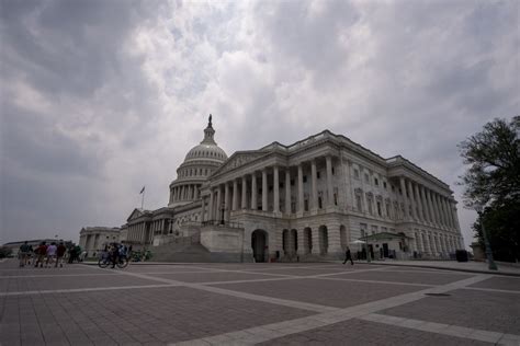 U S Capitol Police Headquarters Evacuated Over Suspicious Vehicle