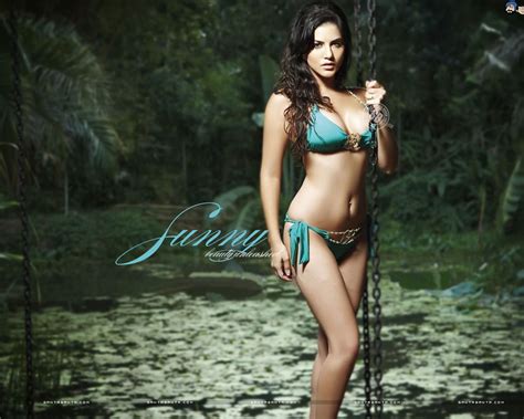 Naked Sunny Leone Added By