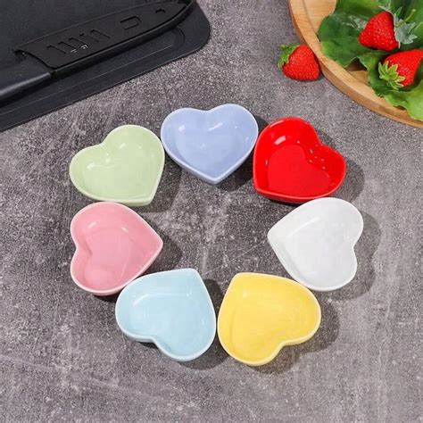 Cute Heart Shape Ceramic Sauce Dish Mini Side Seasoning Dish Condiment