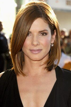 Sandra Bullock helps open New Orleans clinic