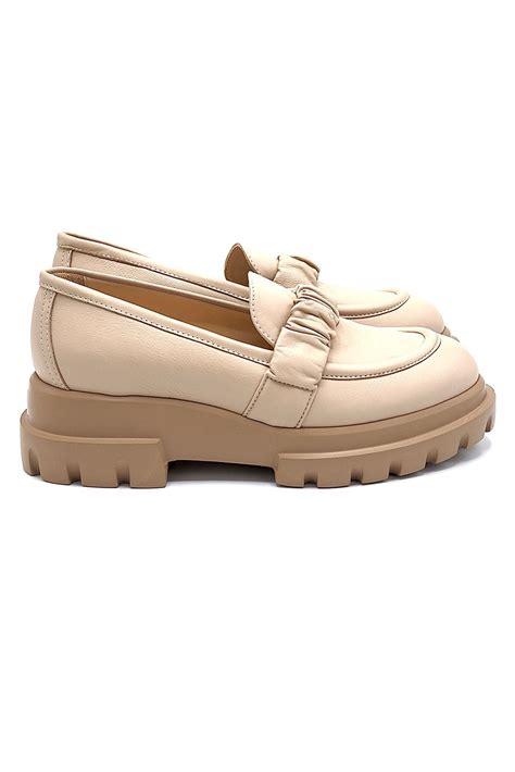 Mocassin En Cuir Nude AGL Marine