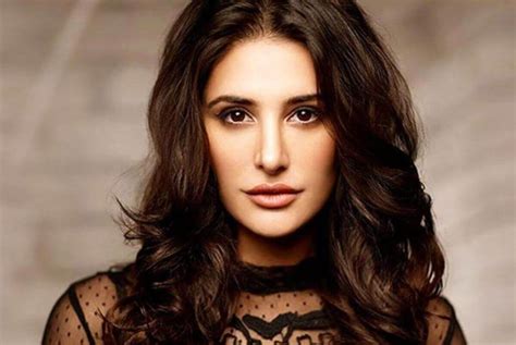 Nargis Fakhri: Biography, Age, Movies, Family, Photos, Latest News ...