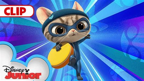 Superkitties Chase Cat Burglar 🐱 Superkitties Disneyjr Youtube