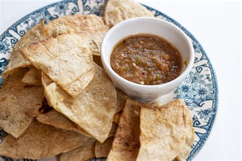 Homemade Salsa and Chips - Everyday Parisian