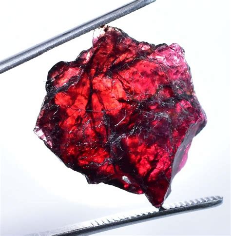 Ct Very Rare Natural Red Painite Unheated Rough Burmese Facet