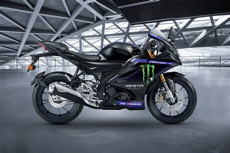 Yamaha R15 V4 Price - Images, Colors & Review