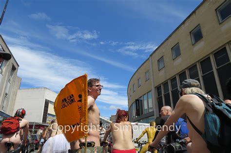 Bristol Naked Bike Ride 2015 NSFW Simon Hendy Photography