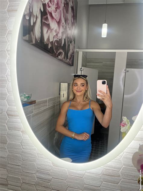 Natalie Decker Nataliedecker NatalieRacing Nude OnlyFans Leaks Fappening FappeningBook