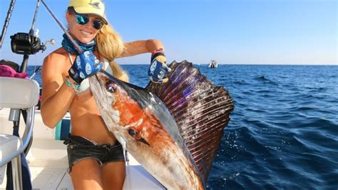 Bikini Bowfishing Fishing In Central Florida Darcizzle Offshore